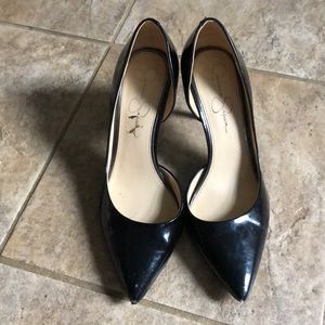 Black patent leather Jessica Simpson heels 👠